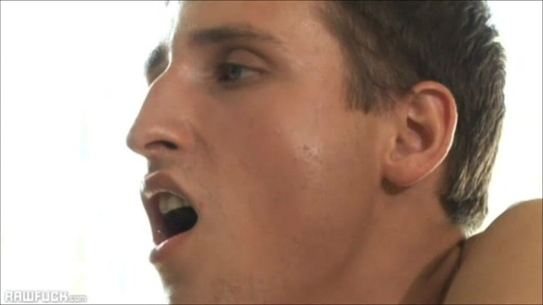 Raw Fuck: 水着の大きな膨らみ