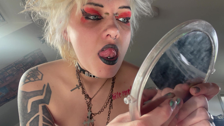 Glitterqueen1999: グリッタークイーン1999年Mouthツアー、ミラーブラックリップスティック