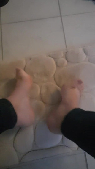 Faith's Feet Fetish: Faith's feet fetish - taking my socks off after a long...