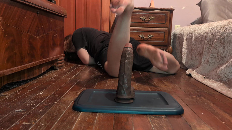 Mr Dimples: 我又给我的大黑屌假阳具足交！