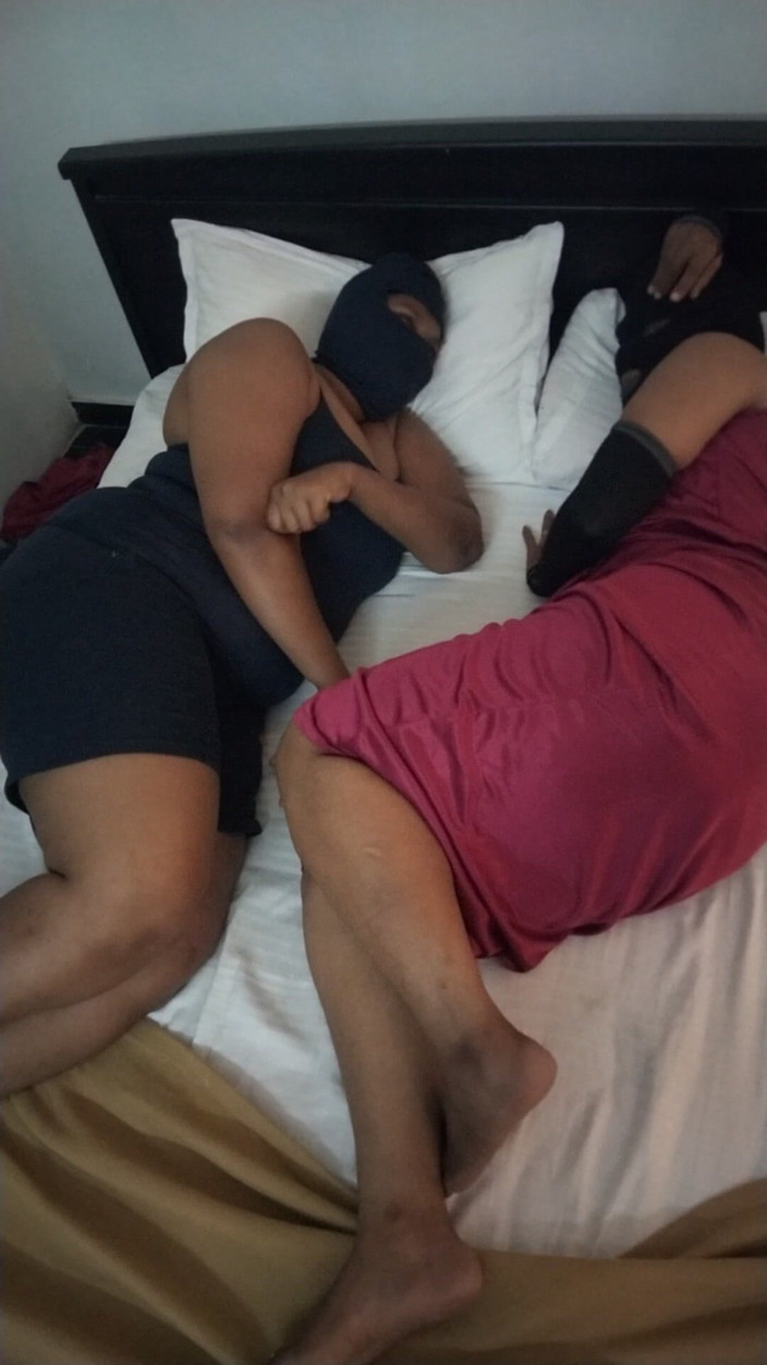 Tamil lesbian: 女同拍摄 - 准备