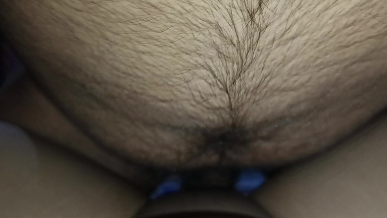 Raseed: Eu seduzi a meia-irmã da minha namorada e a peguei...