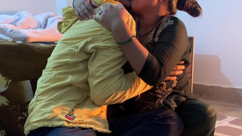Genz xxx: Indische desi bhabhi fickt