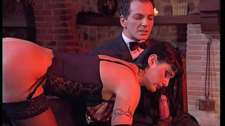 Inthe MILF room: Orgy at the Count's House: 3 Sluts Get Ass-fucked in Doggy...