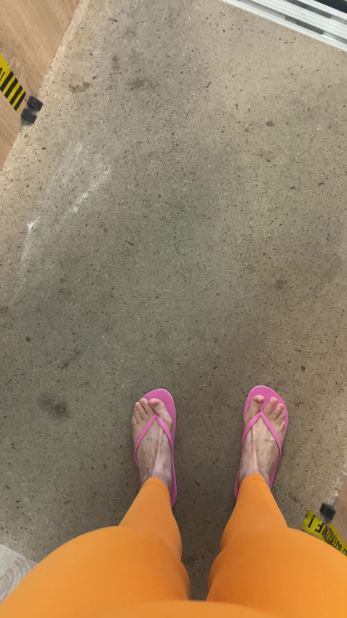Feet: Pink Flip Flops