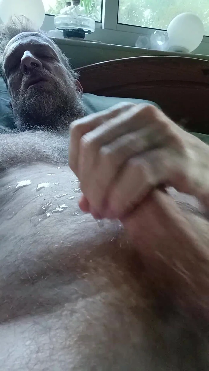 Hairyartist: Ваш молочник має для вас 5-денний камшот