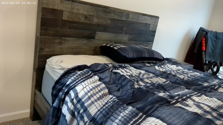 Carolina_boi: Dezbrăcare după muncă, masturbare și ejaculare pe fața mea