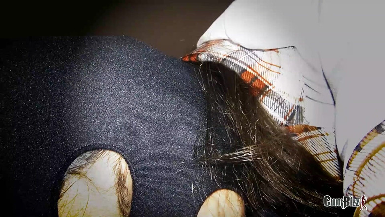 Cumbizz: Îmi place BBC-ul tatălui meu vitreg