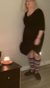 Trans MILF Dancing