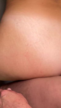 Grandota madura extrema, puño anal, follada en trío