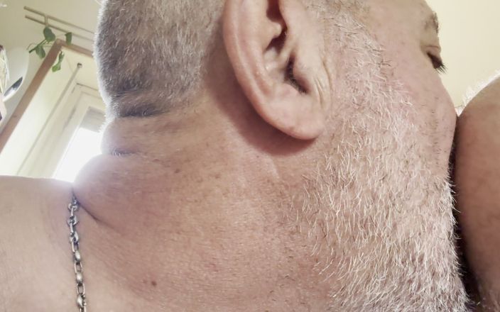 GiangyBoy: Daddy Lick Ass of Hairy Boy