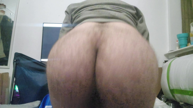 FootAijin: Amatérská teenagerka s kulatým zadkem s těsným panenským zadkem