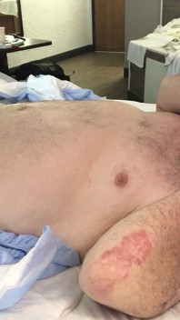 Große Jungs Zu Ficken Lässt Mich so Sehr Kommen, Dass Er Mich Halten Muss, Um Mir Einen Creampie Zu Geben!