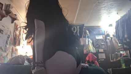 KANDY RAYNE: Stuzzicando una danza sexy