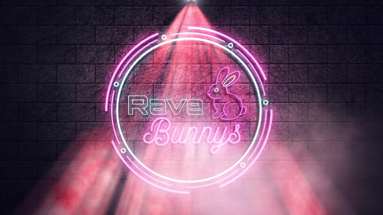 Rave Bunnys: Хлоя Капрі та Саша Татча діляться членом Брайана Омалі!