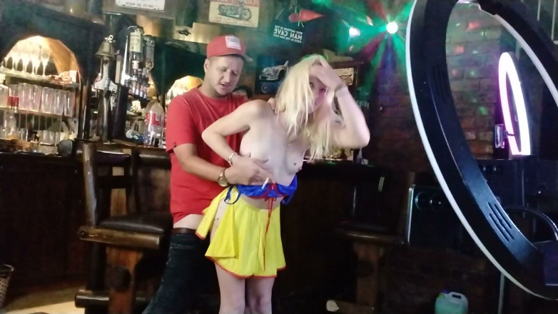 Bigjoefuckalott: Naughty Blond