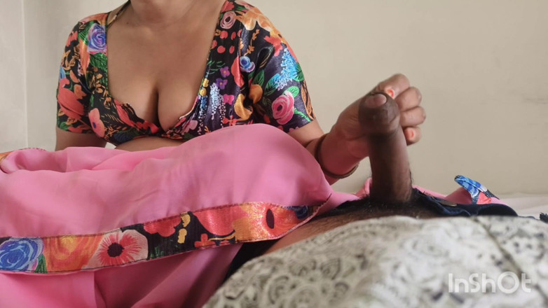 Sagita Sharm: Desi Best Indian Bhabhi Cooking Food Fucked by Her Best...