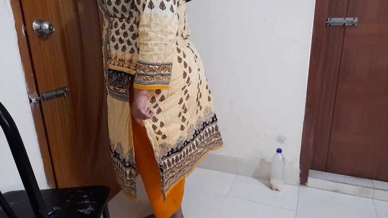 Aria Mia: Schwiegersohn lässt schwiegermutter wild - dicker arsch ficken, fantastisch