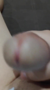 My Stepdaughter Helped Me with a Handjob When I Ran Out of the Hospital