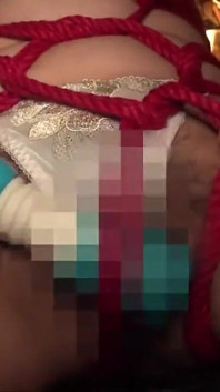 Femeie căsătorită depășită de pasiunea interzisă - 4