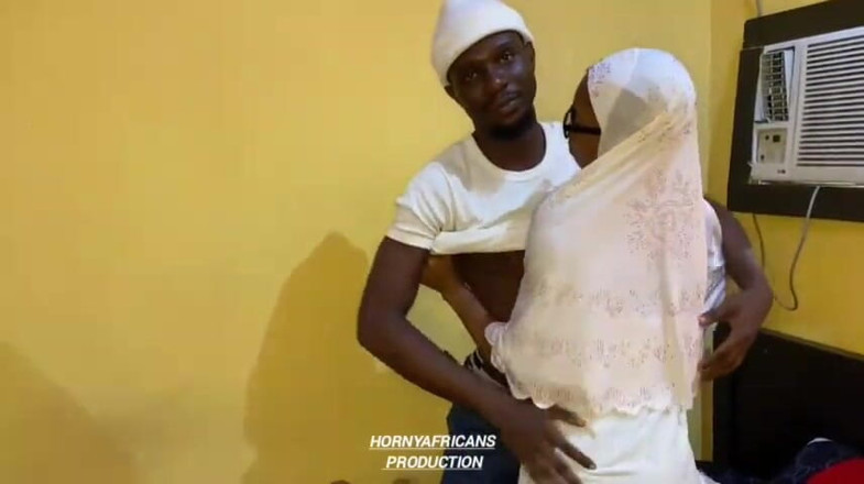 Horny Africans: 내 Ac를 고치는 것에서부터 내 쪼이는 보지를 지배하는 것까지