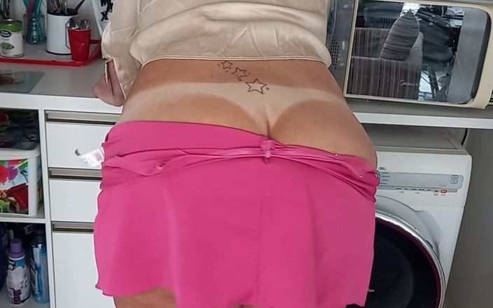 Sexy ass CDzinhafx: Curul meu sexy în mini-fustă