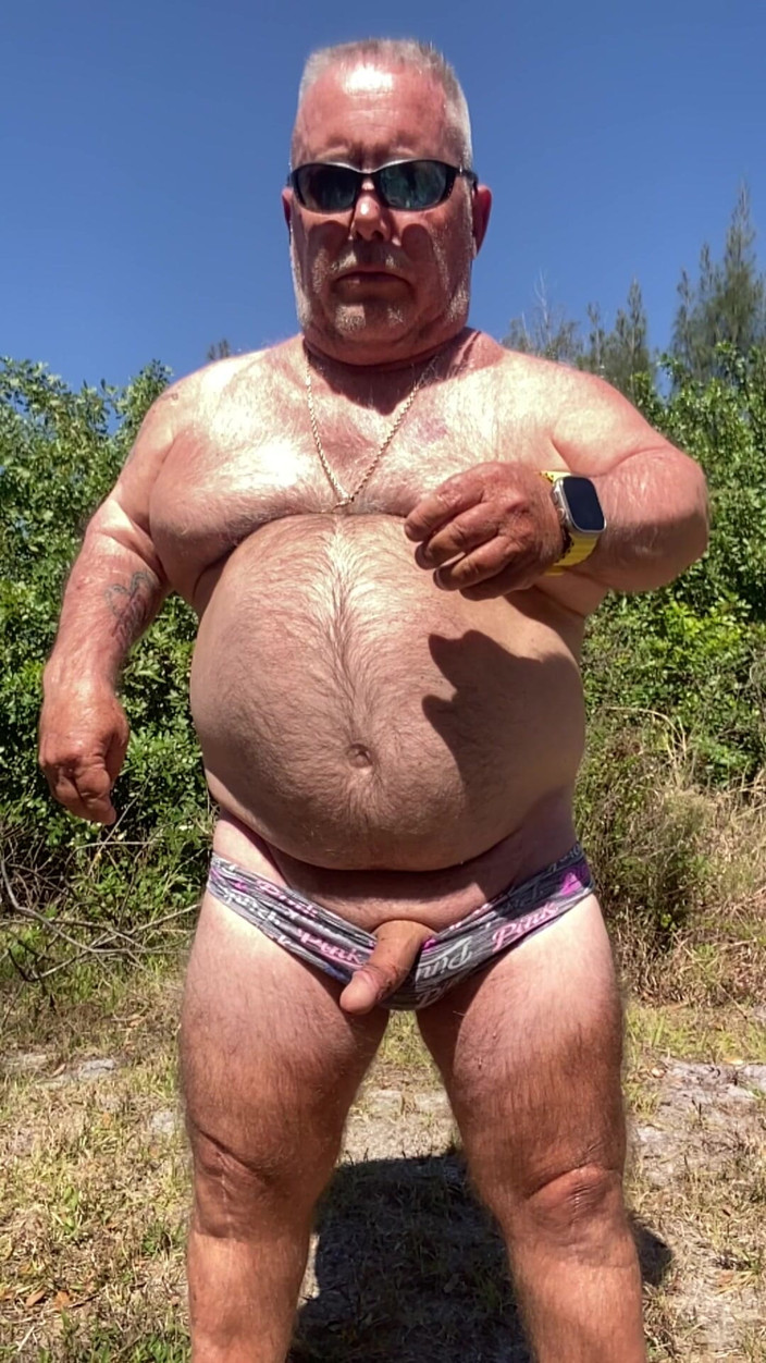 Mark Fletcher: Mark Fletcher Wet Piss Soaked Panties Cumming in the Woods...