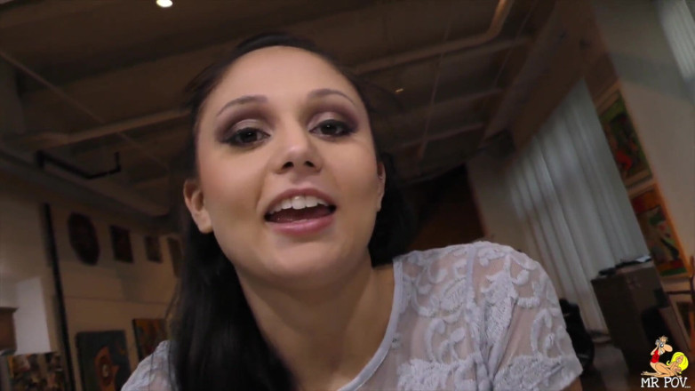 Mr. POV: Ariana Marie говорит, что я трахаю моих поклонников!