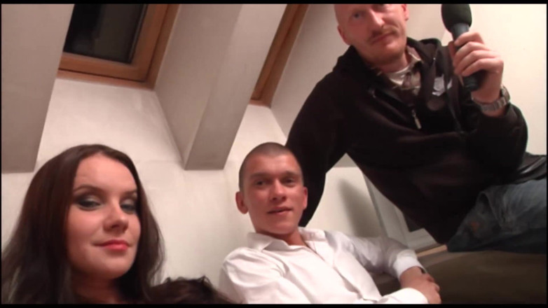 German amateur - 100% German hardcore videos: 캐스팅에서 다양한 포즈로 따먹히는 사랑스러운 십대