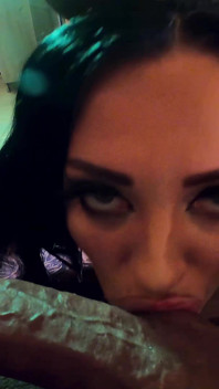 Velká prsa východní bunny macecha extrémní nedbalý deepthroat throatgoat