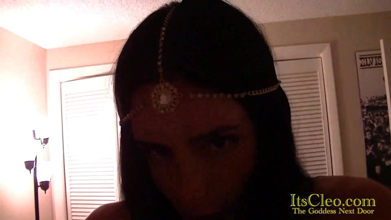 Cleo: The real Cleo loves wet pussy and hard cock!