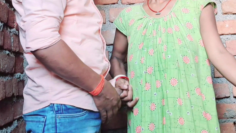 Trilokinath: Açık havada teyze mms videoları canlı bölüm bugün Hintçe ses