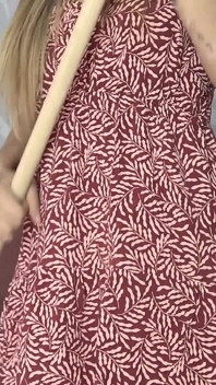 I Get Very Horny While I Clean My House