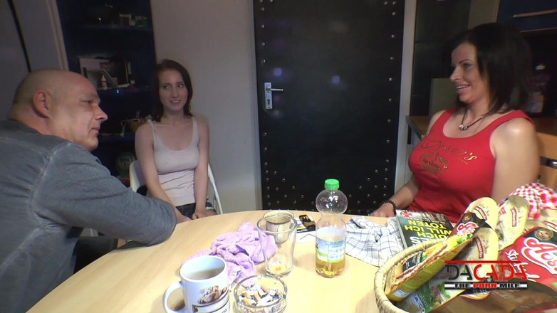 DaCada com: Verführt die freundin meines sohnes