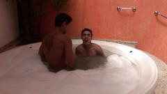 Bareback TV: Sert sikişmeyi seviyorlar