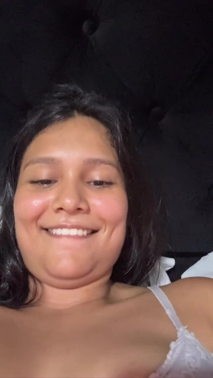 EMY_AND_JONH: Anale duro per la piccola principessa vergine