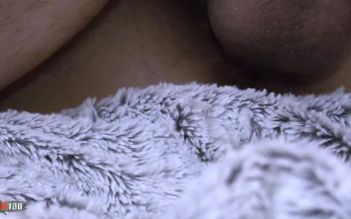 MMM100: युवा Laetitia Versace और Matt के साथ बिस्तर पर पोर्न कास्टिंग