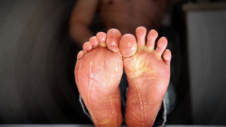 CashmasterAngel: Sweet Glossy Master Feet