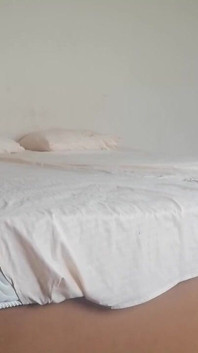 Część 3 Desi kobieta wakacje na wyspie motel sztuczki uwodzi pracownika obsługi pokoju hotelowego, a on był szorstki młody skurwiel