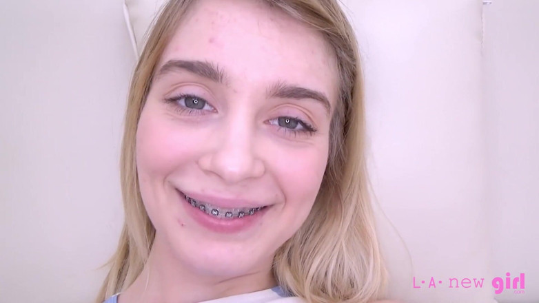L.A. New Girl: Teen walks out of photoshoot pissed off - Returns to swallow...