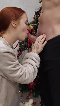 Dude on Semen Retention Couldn't Hold It and Covered Nut All Over His Cute Stepsister