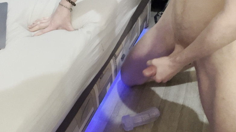 Johnny69227: Daging muda mengongkek fleshlight dan pancut keras. Merintih, Twitching, orgasme...