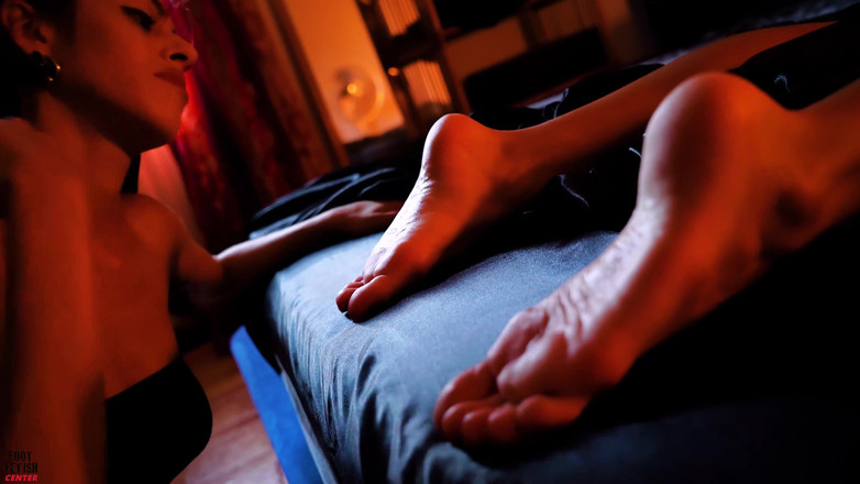 Foot Fetish Center: Fetiche por Pés, 33 - Valerie Thalia