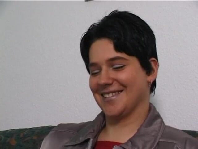 German Classic Porn videos: Michi, пикап во время обеда