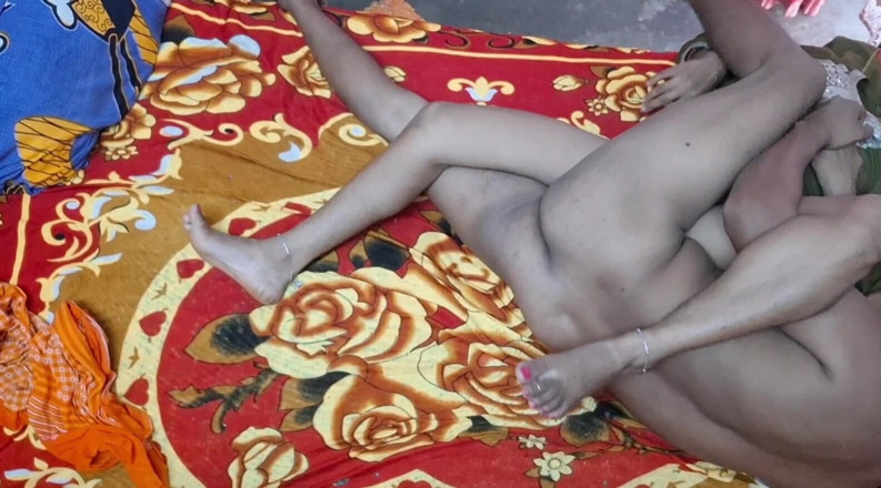 Sumaj: Hermosa pareja india amateur