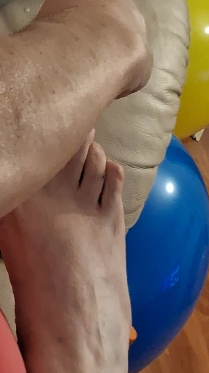 BBW nurse Vicki adventures with friends: Big Beauty Nurse Vicki Cuts Boyfriends Toe Nails He Has...