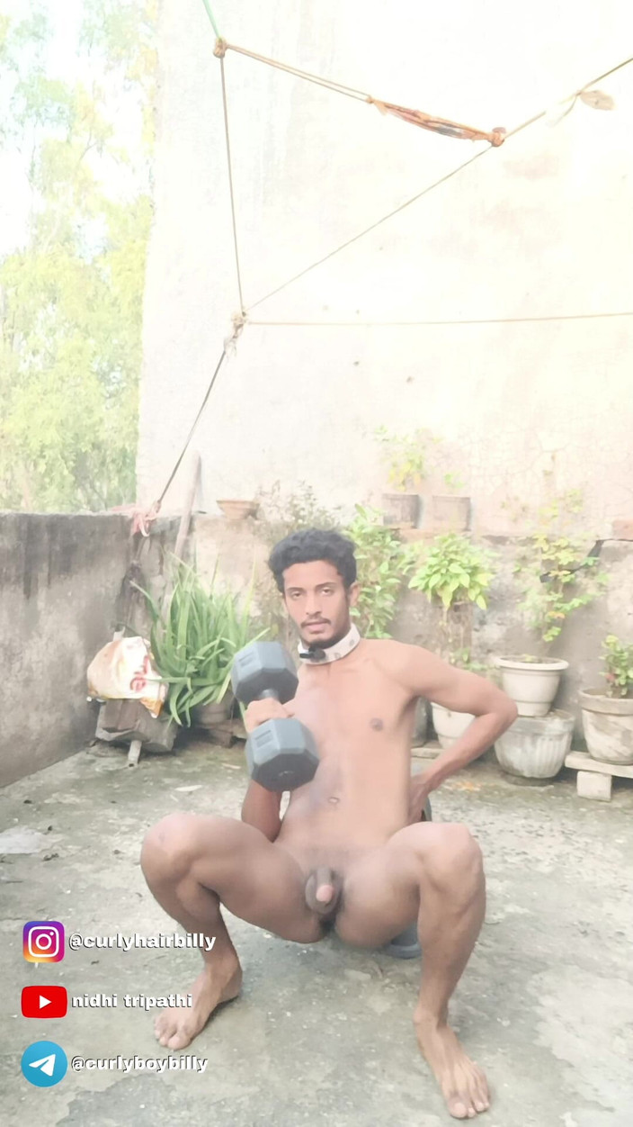 Curlyboy: Grandes exercícios de pau duro e enorme gozada nua no...