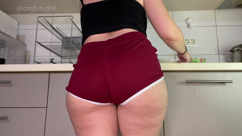 iamdirtydoll: Hausaufgaben machen und furzen
