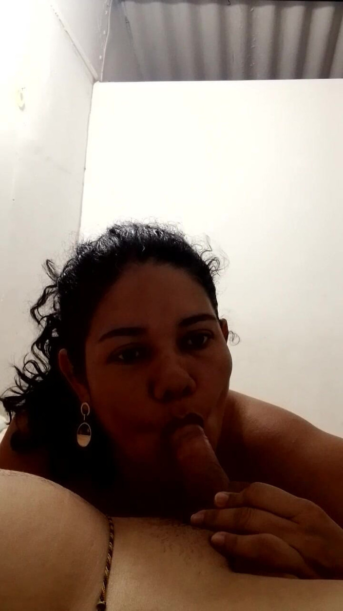 Valkyrie and Luigy Couple: 鸡巴连接：valkyrie和她的口交