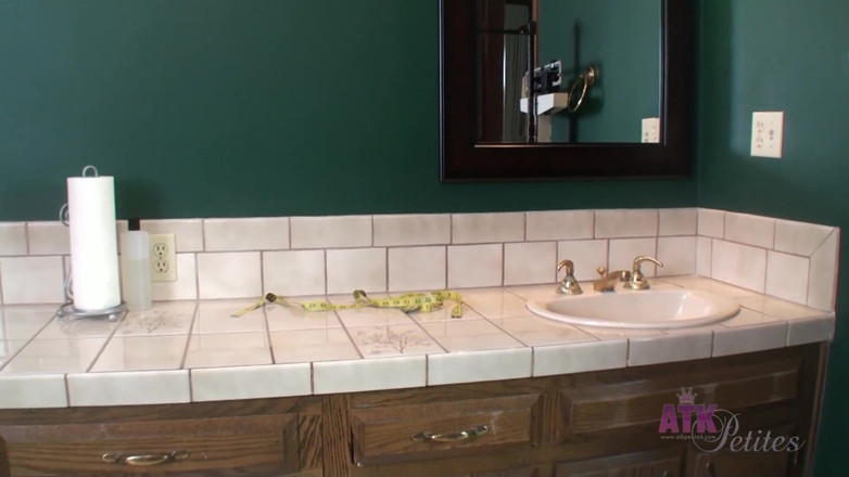 ATK Petites: Váháme.